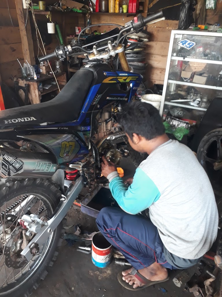 BENGKEL MOTOR RJM