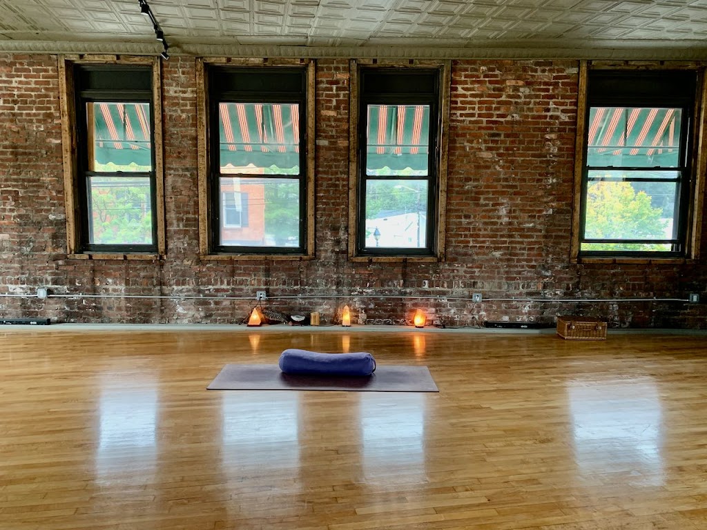  Bearfoot Yoga Center