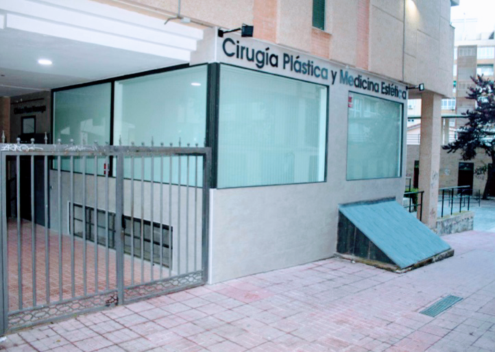 Clinica Noruega / Caceres