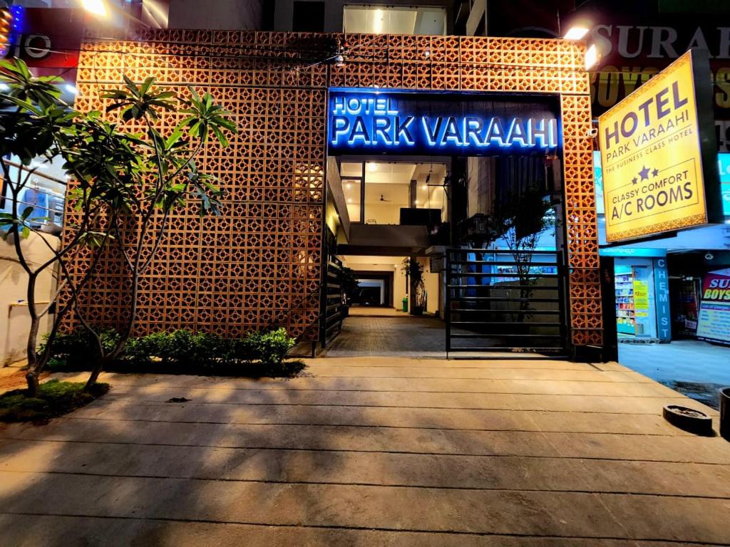 Hotel Park Varaahi