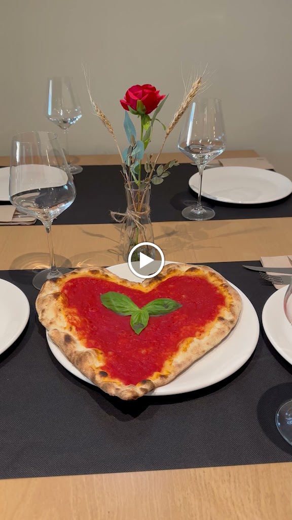 Di Manuella Restaurante Italiano — Videos