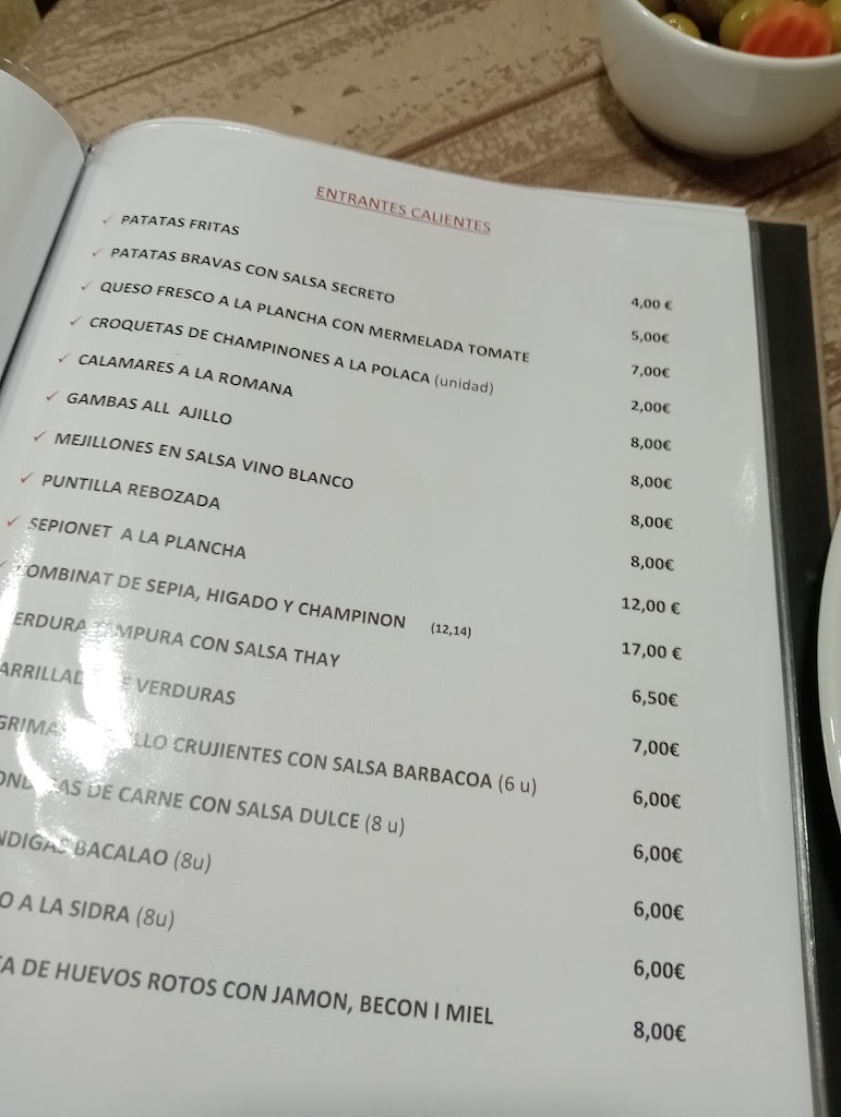 Aventura Cafeteria Bar Restaurante Xativa — Carta