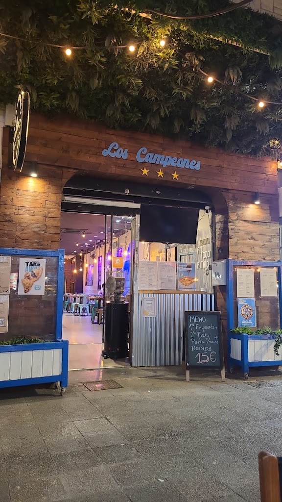Los Campeones Castelldefels — Del propietario
