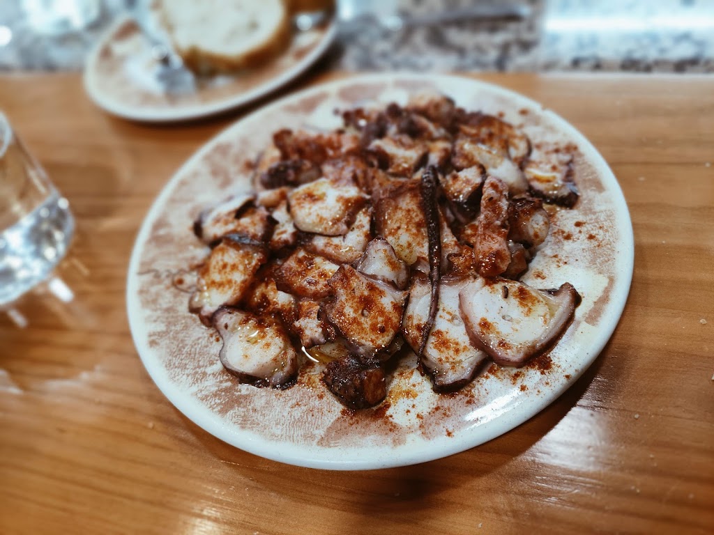 Restaurante Aljaferia — Comida y bebida