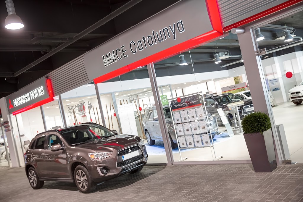 Concesionario Oficial Mitsubishi QUADIS Asian
