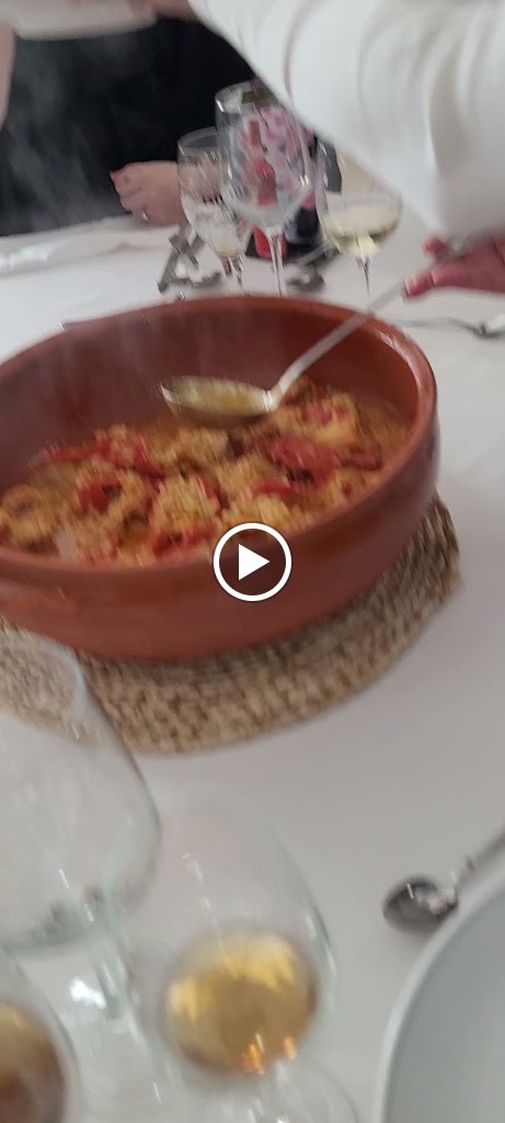 Restaurante Arroceria Casa Chaparro — Videos