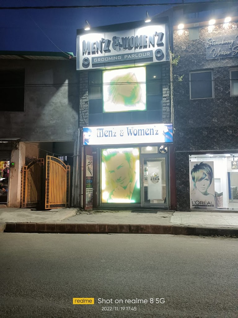 Menz And Womenz Hair Saloon