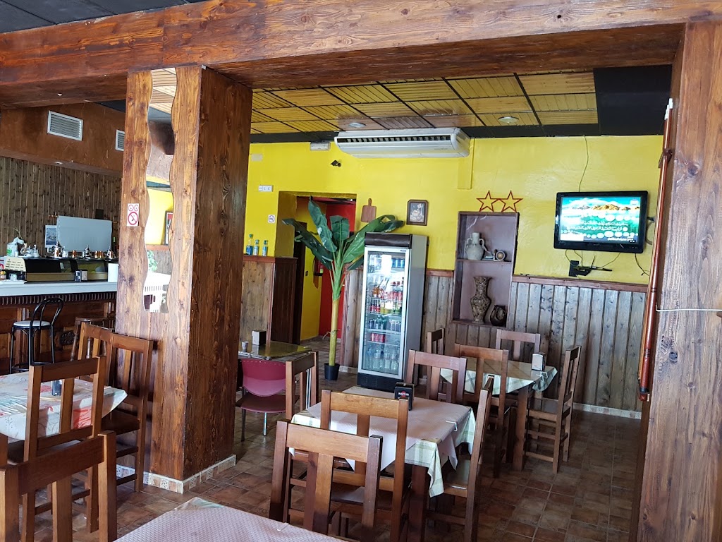 Restaurante KASSARI — Ambiente