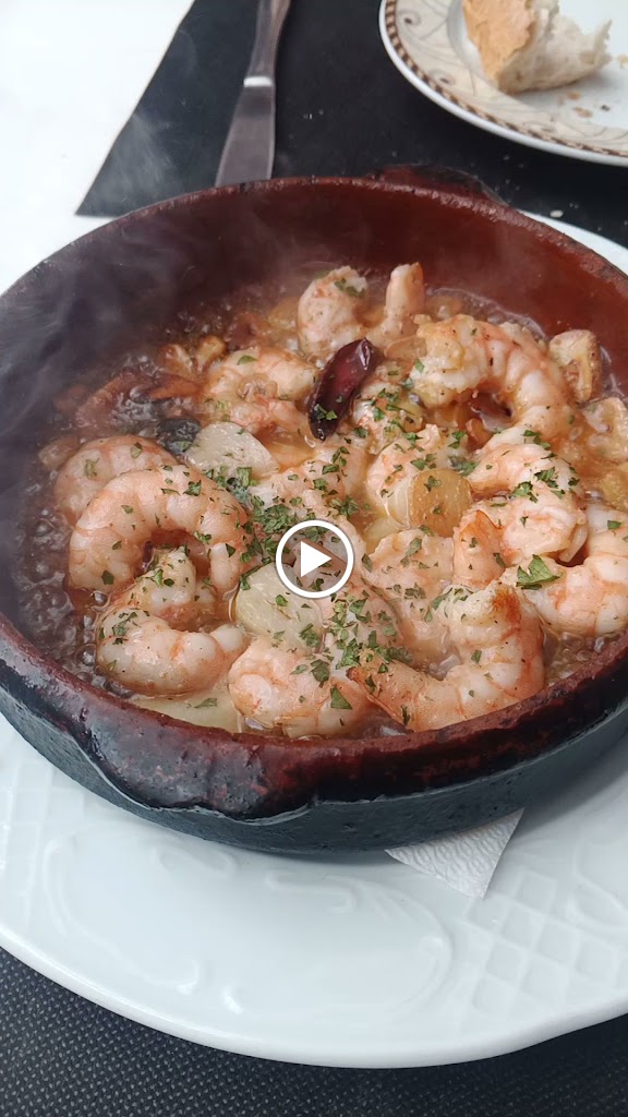 Asador Restaurante Cupula Baiona — Videos