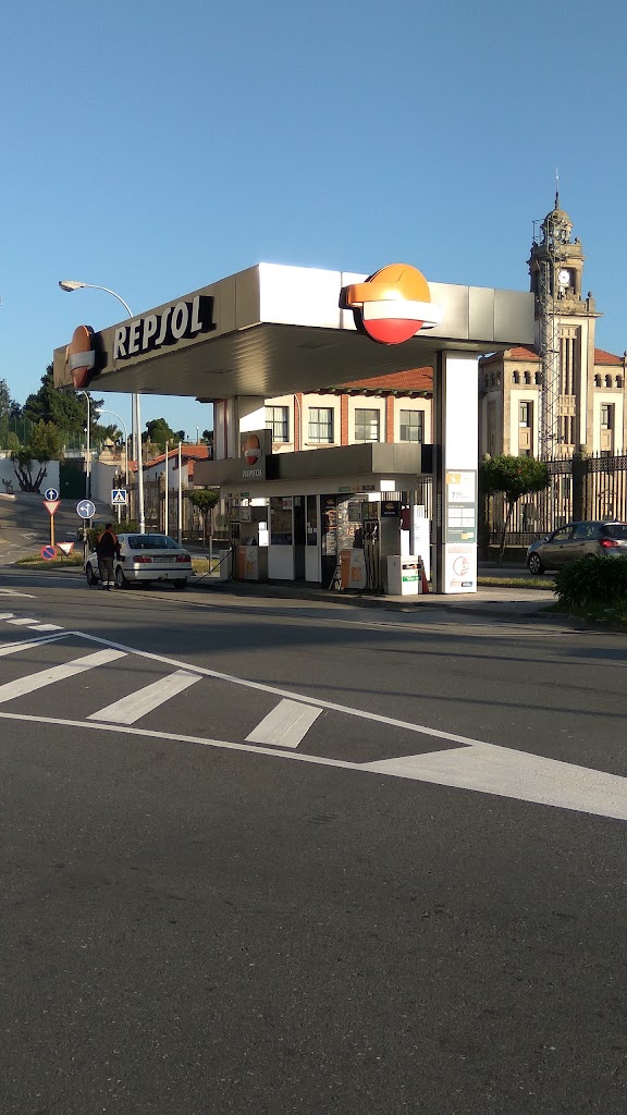 Estacion de Servicio Repsol — Estacion de servicio