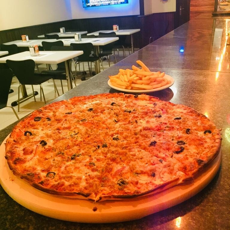 TAJ BAR & RESTAURANTE — Del propietario