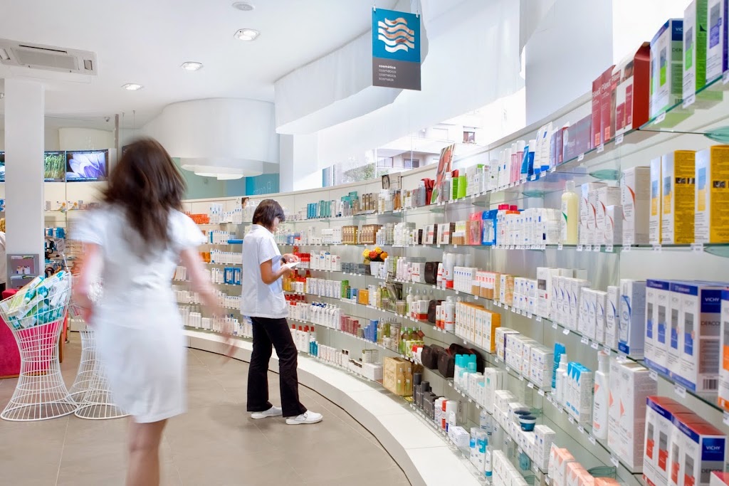 Farmacia Elena Angulo — Del propietario