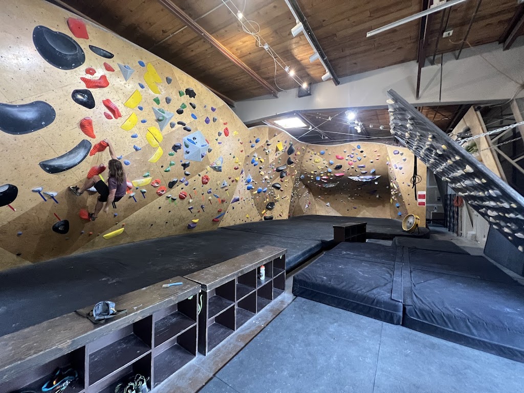  Flagstaff Climbing (Main Street Boulders)