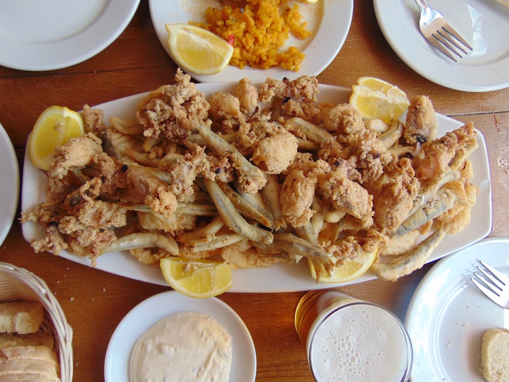 Las Flores — Comida y bebida