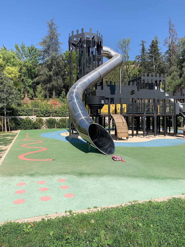 Parque de los Tubos Metalicos