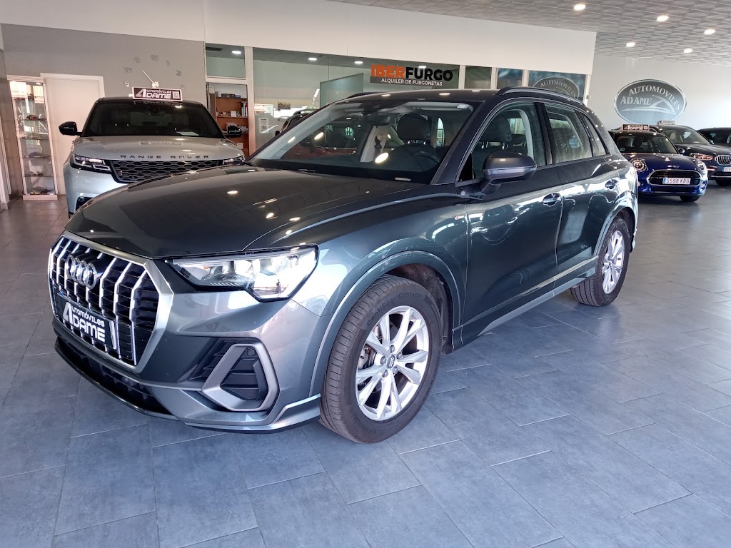 Automoviles Adame — Interior
