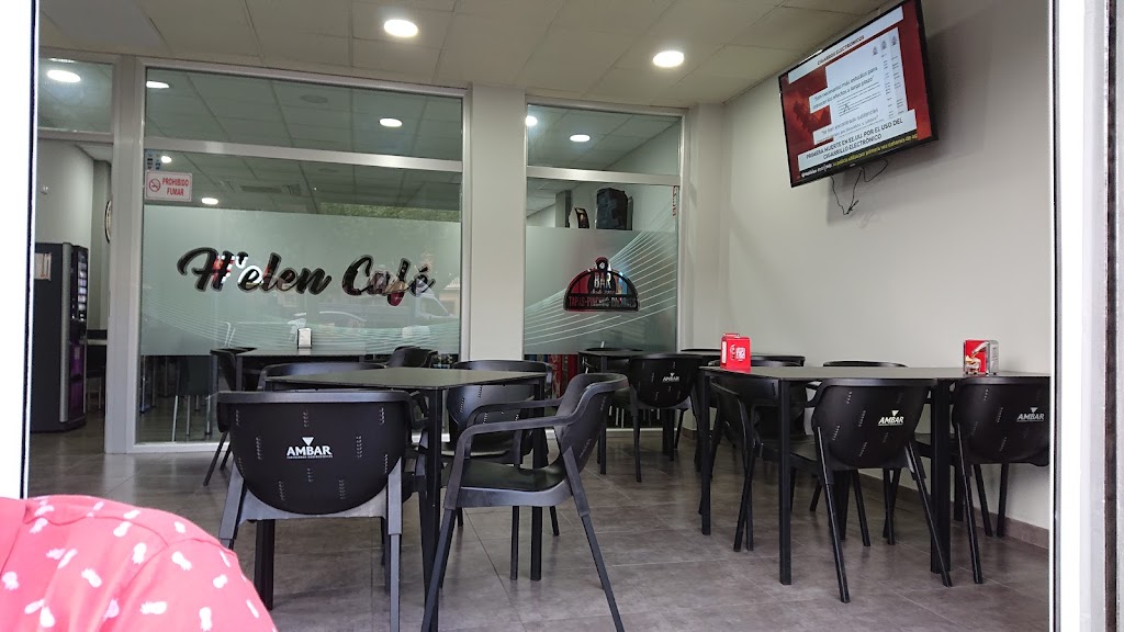 H'elen Cafe — Ambiente