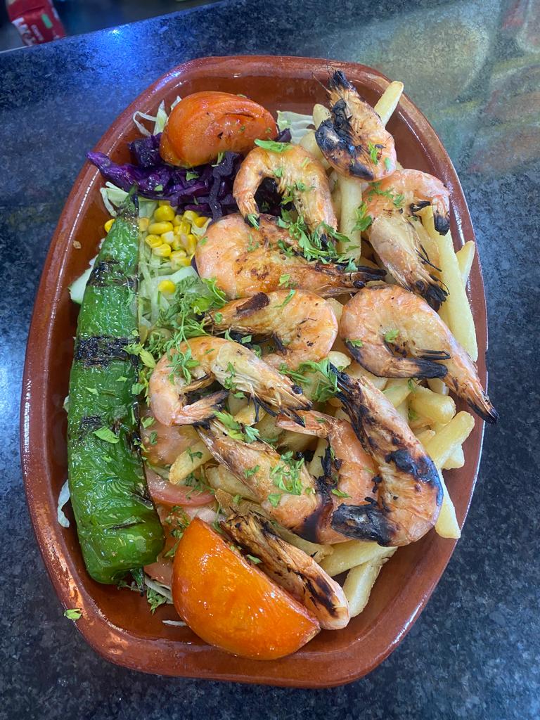 DONER KEBAB - GRILL HOUSE - RESTAURANT MALGRAT DE MAR — Comida y bebida