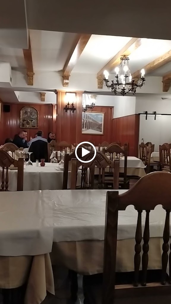 Restaurante Asador de Velazquez — Videos