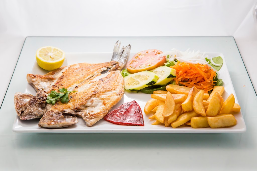 La Cantina Food & Drinks/ Restaurant/ Oceanfront — Comida y bebida