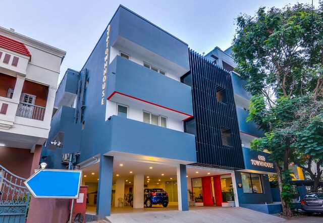 Super Townhouse 611 Welcome Inn