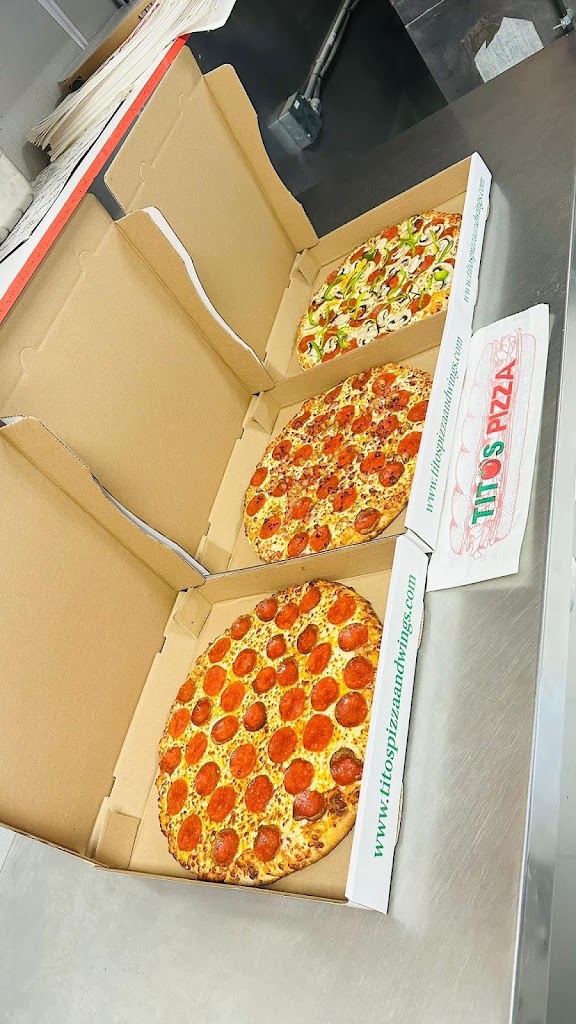 Titos pizza St.thomas in St-Thomas