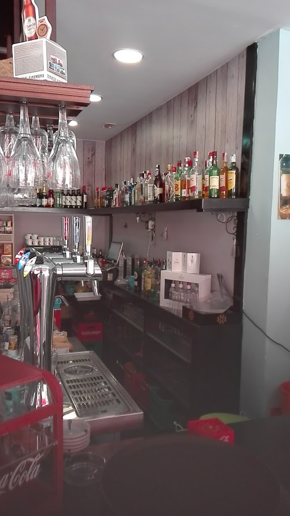 El Manicomio Cafe Bar — Ambiente
