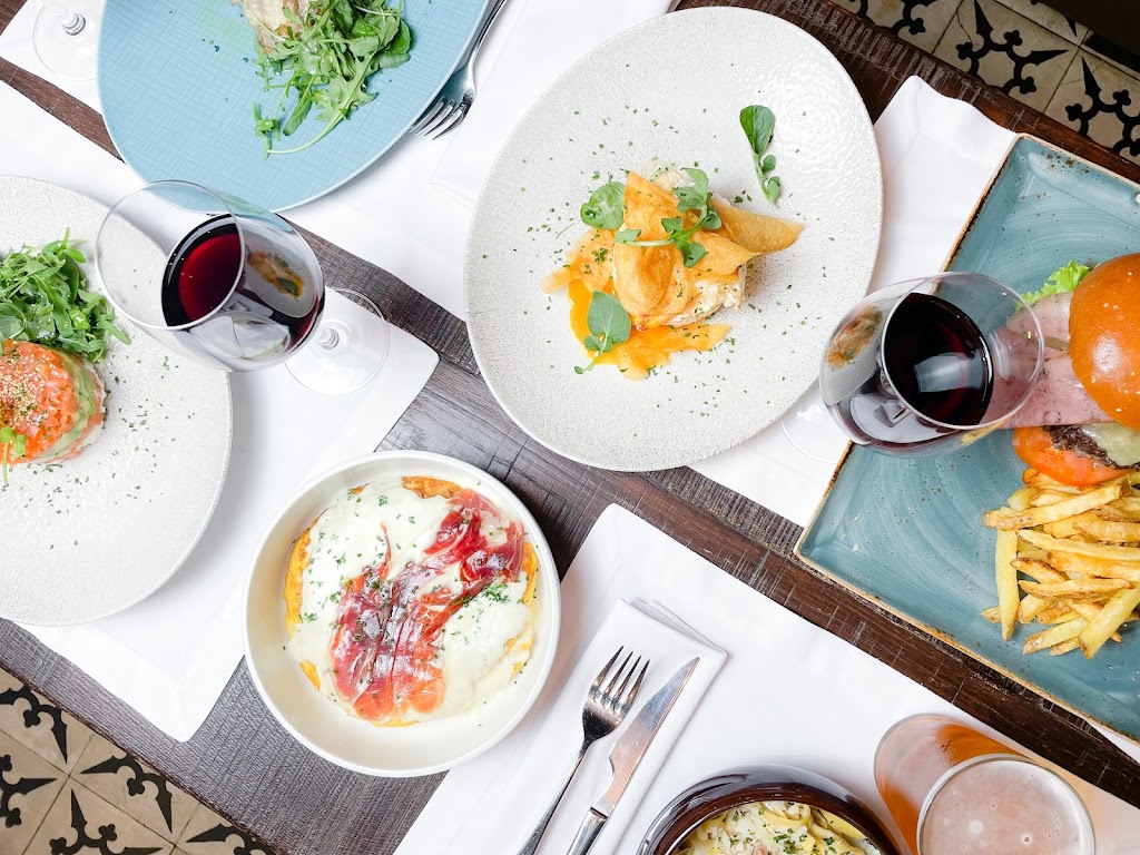 El Txoko Berria Bilbao — Comida y bebida