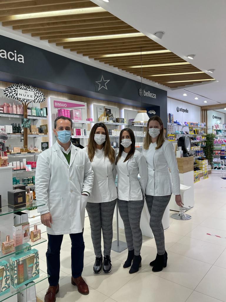 Farmacia Martagon Rivero.(FARMARUNCI) — Del propietario