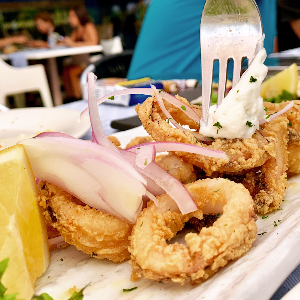 Restaurante Greek Village — Comida y bebida