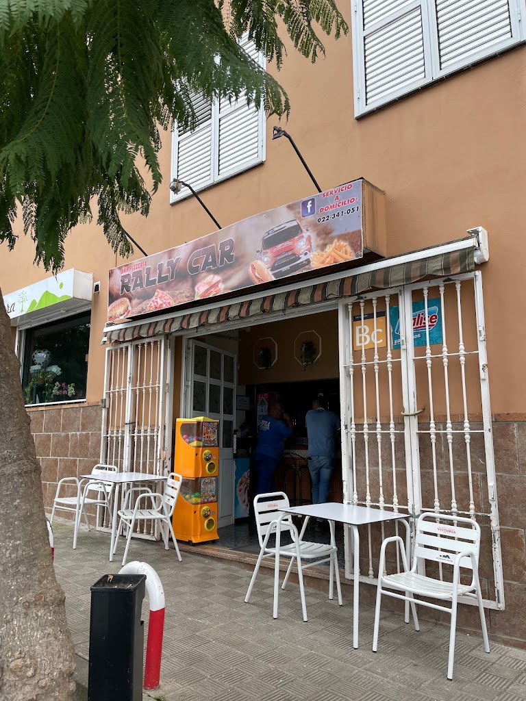 Cafeteria Pizzeria Rally Car