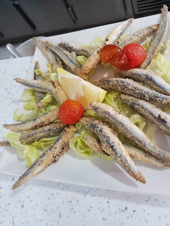 Bar Bebeto — Comida y bebida