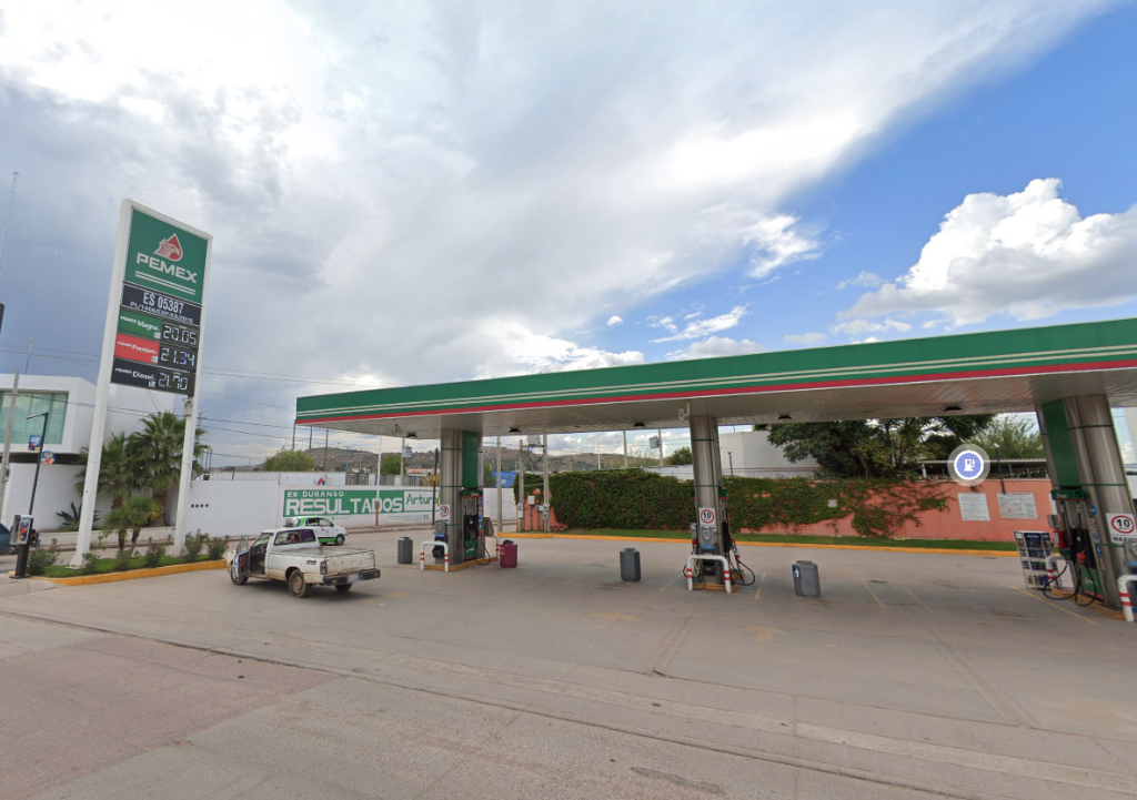 Servicio Villa Durango — Surtidor de combustible