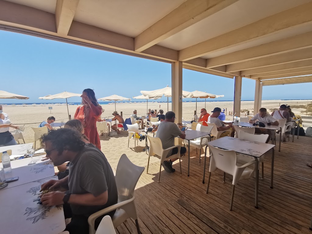 El Faro Beach Bar — Ambiente