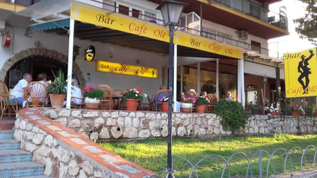 Bar-Cafe Ole — Del propietario