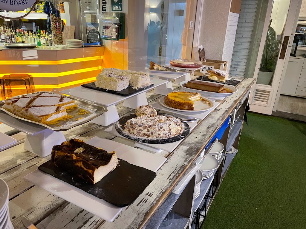 Restaurante Tamarises Bistrot — Comida y bebida