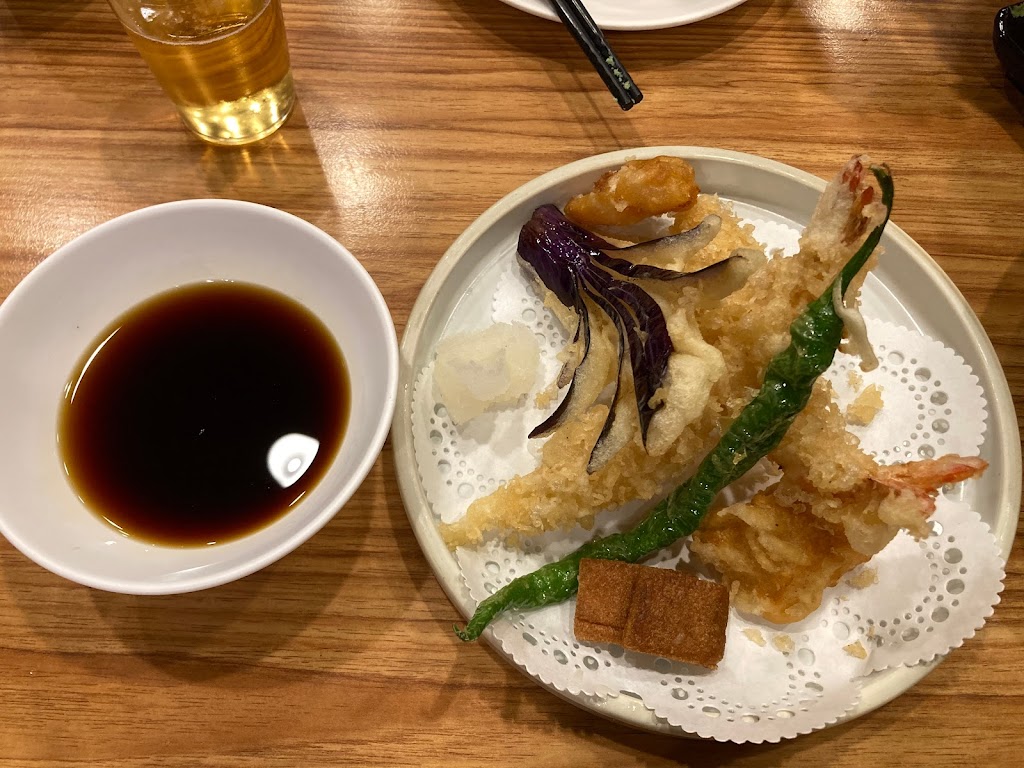 東街日本料理-民生店 的照片