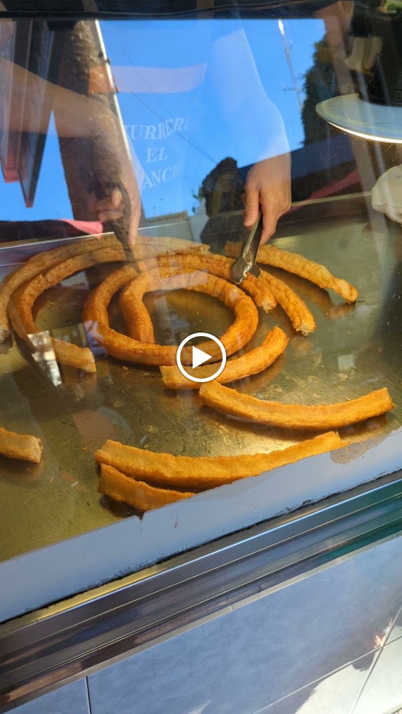 Churreria y Chocolateria El Guanche — Videos