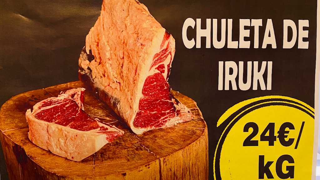 Sidreria Restaurante La Entrelluxa — Comida y bebida
