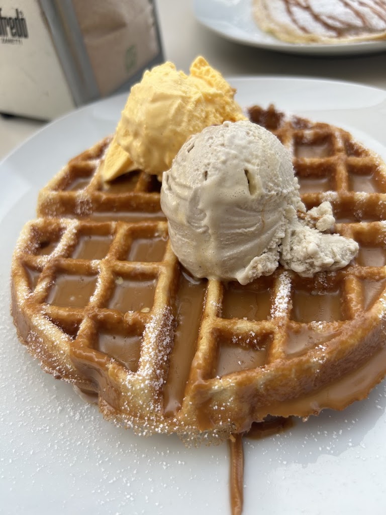 Giorgio Gelato + IL Caffe di Giorgio — Comida y bebida