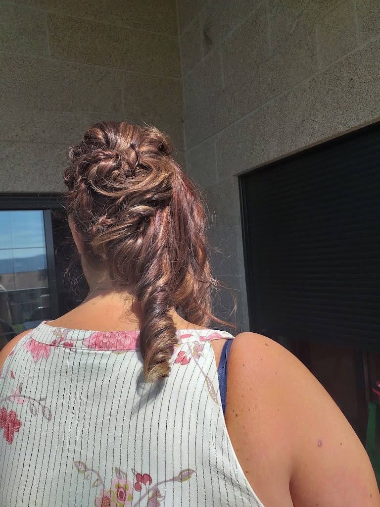 Peluqueria Y Estetica anny — Peinado