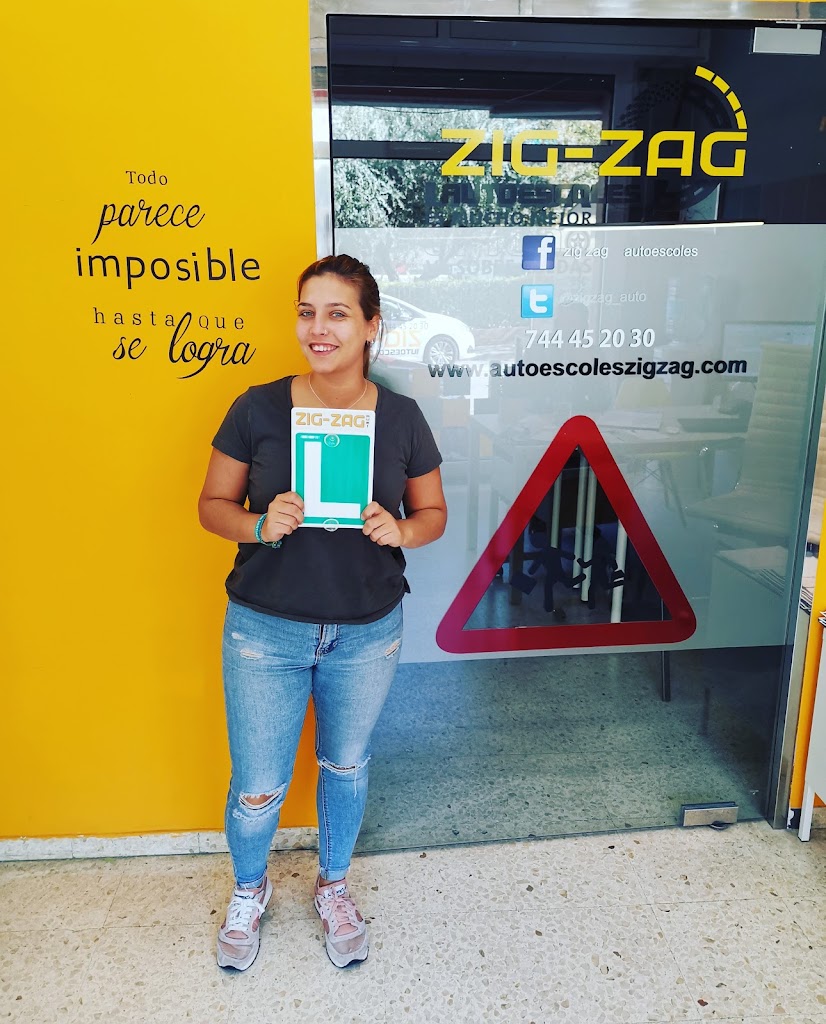 Autoescoles Zig Zag — Del propietario