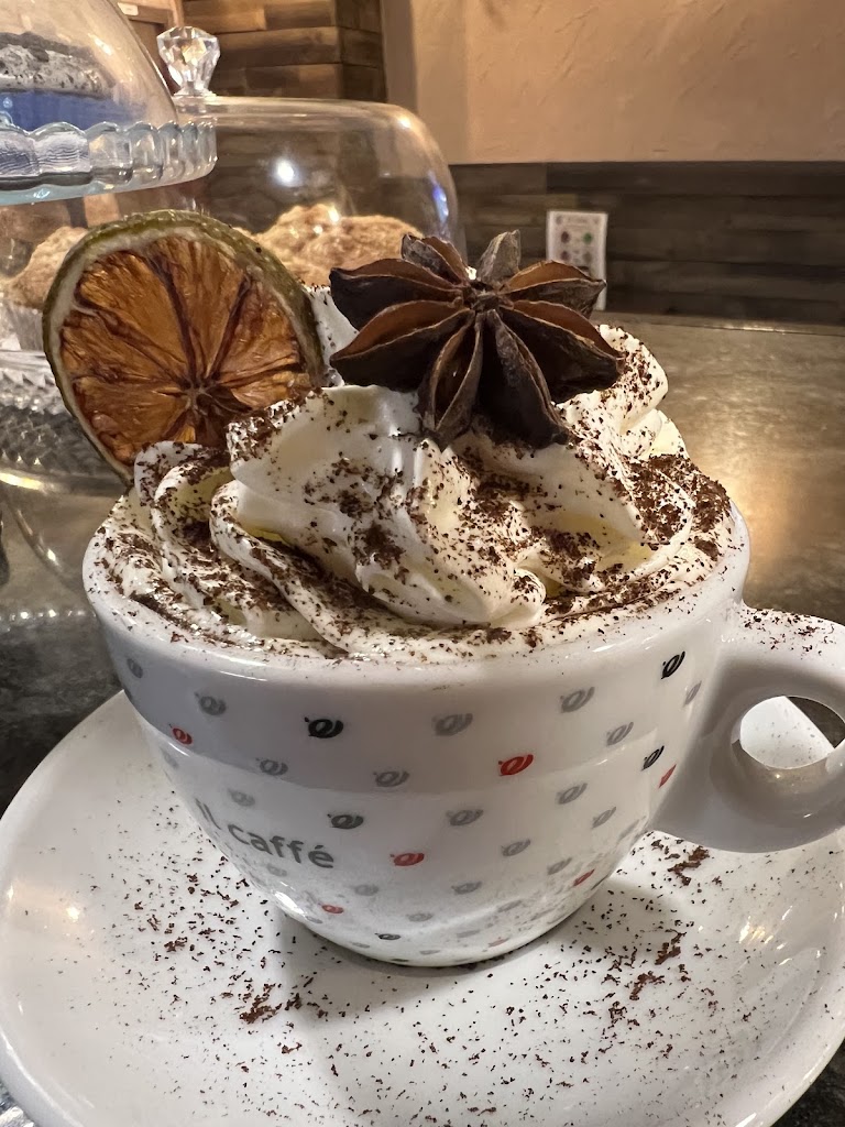 Marilyn coffee beer — Comida y bebida