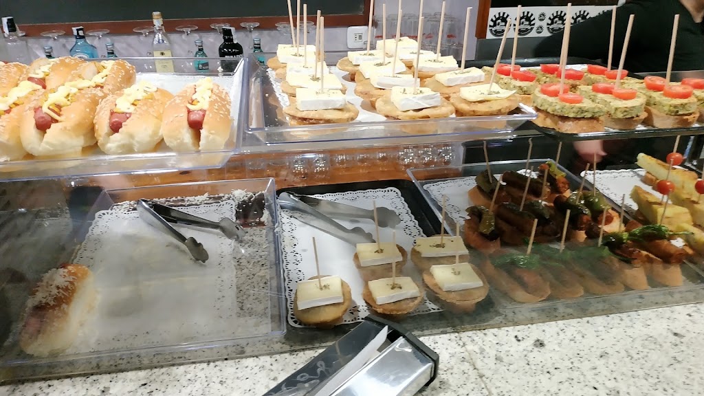 La Pizarrita de Juanlu — Comida y bebida