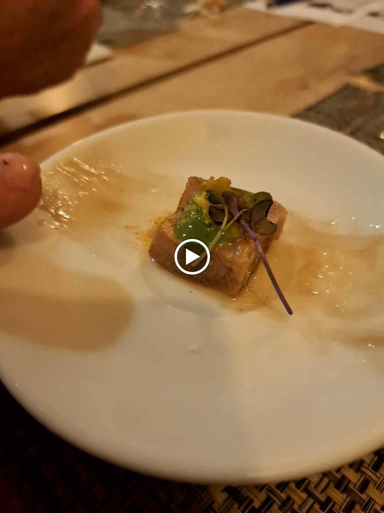 Waska! Barra-Restaurante — Videos