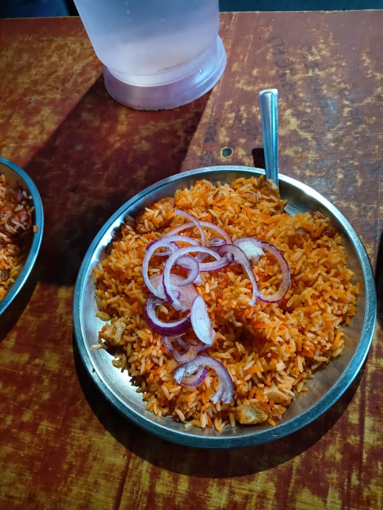 Dhami Star Samosa Restaurant