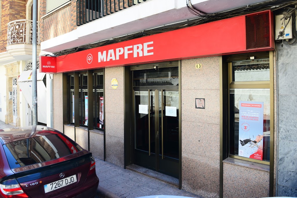MAPFRE — Exterior