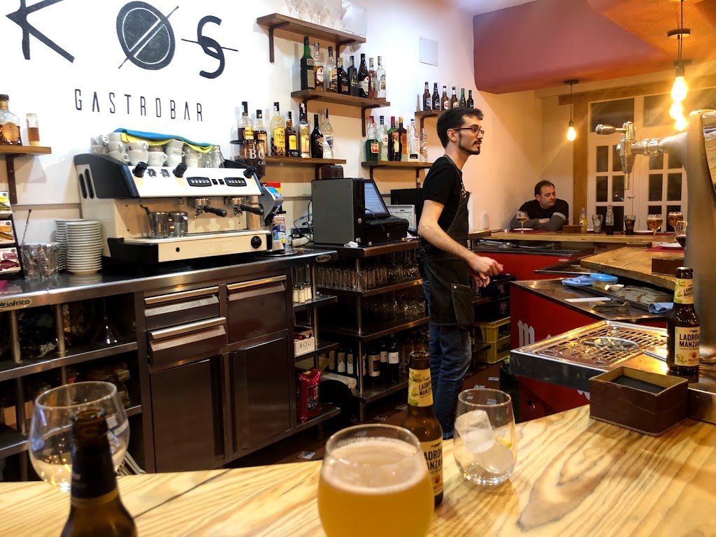 K'OS Gastrobar — Ambiente
