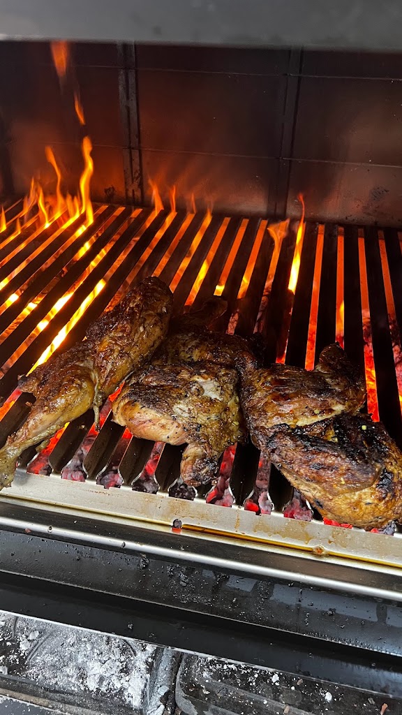 Braseria y Arroceria Azul - Benircalo — Comida y bebida