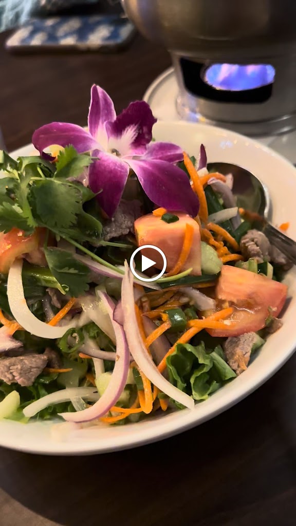 Weera Thai - Town square